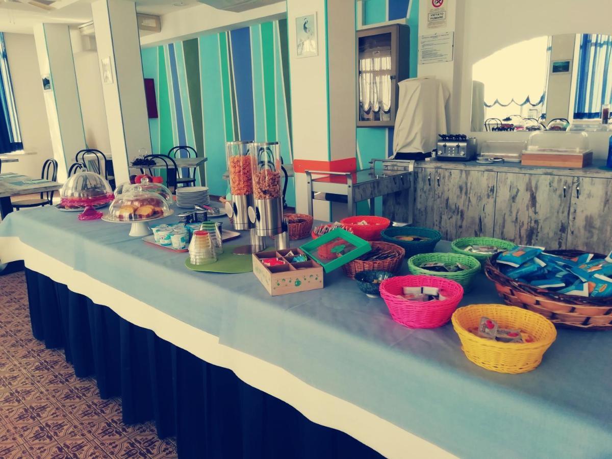 Hotel Goldene Rose Rimini Luaran gambar