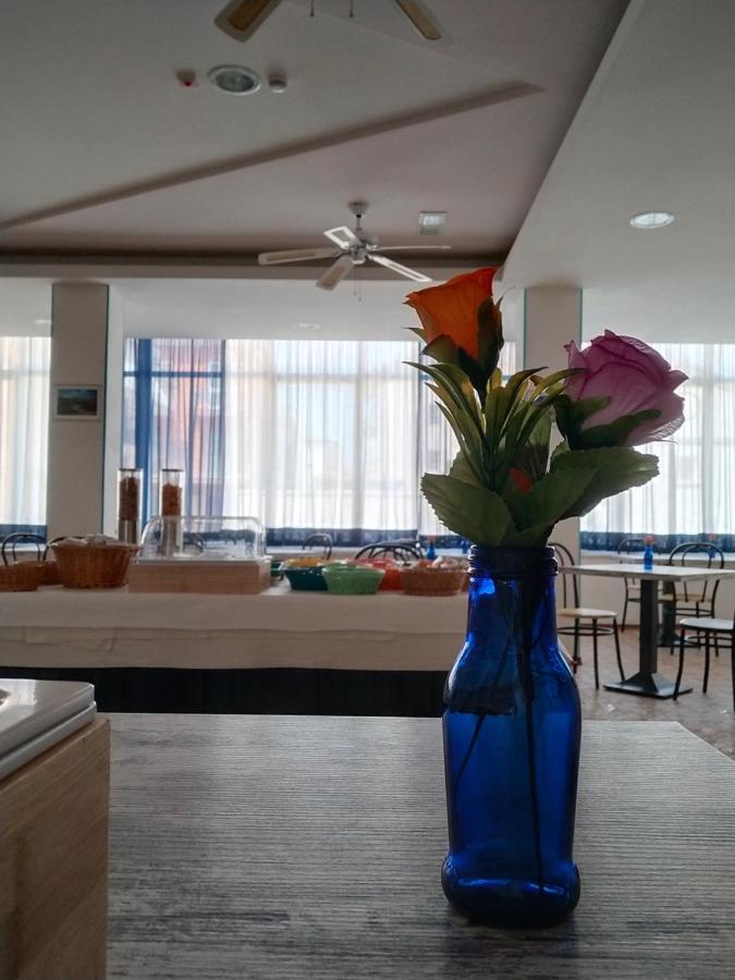 Hotel Goldene Rose Rimini Luaran gambar