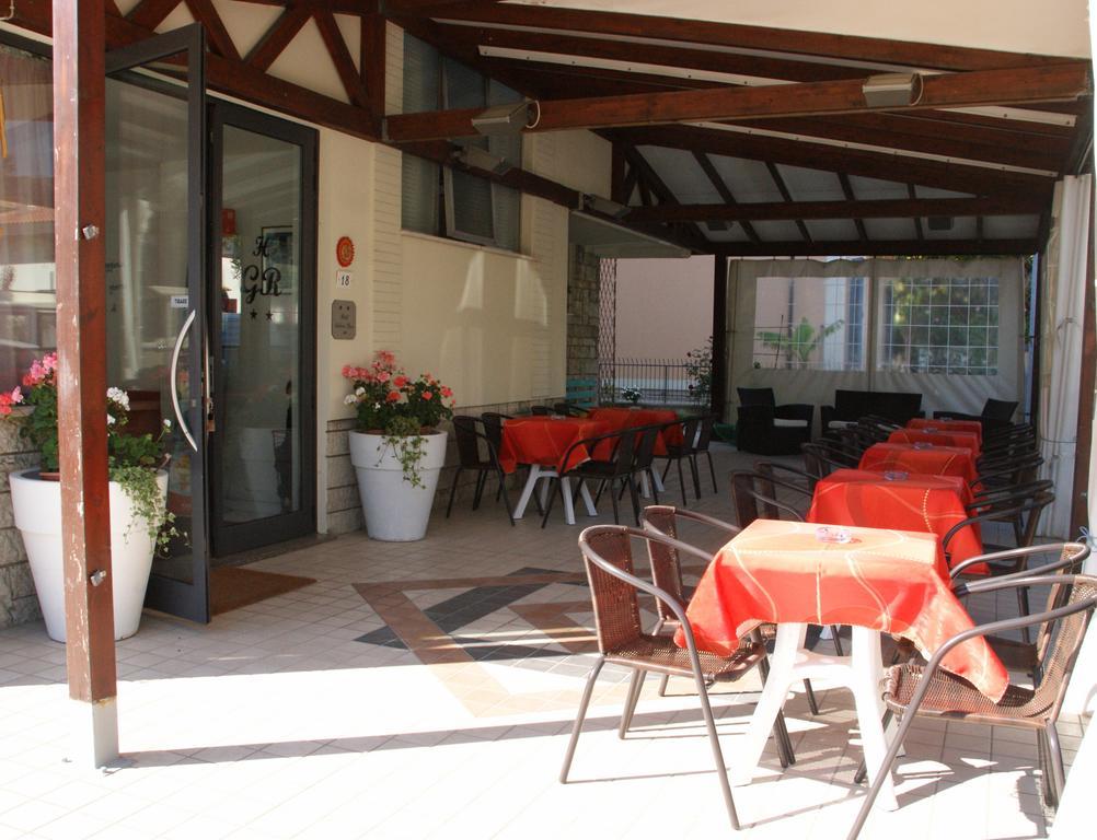 Hotel Goldene Rose Rimini Luaran gambar