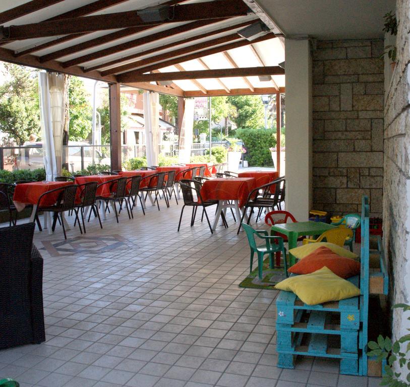 Hotel Goldene Rose Rimini Luaran gambar